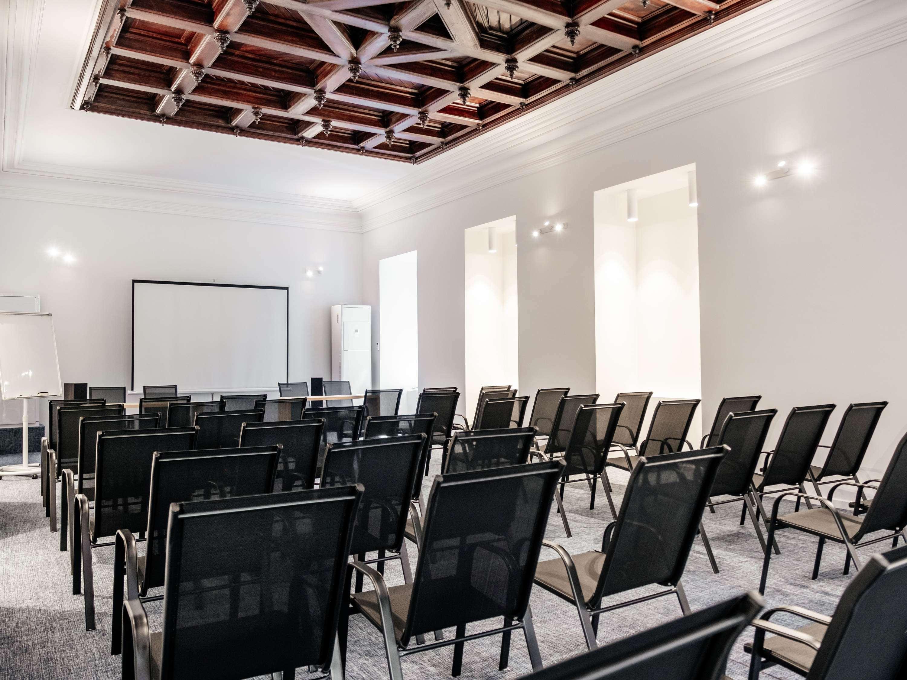 Ibis Tbilisi Stadium Ngoại thất bức ảnh